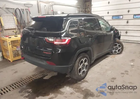 2022 Jeep Compass Trailhawk 4X4 z USA, uszkodzony, nr VIN 3C4NJDDB6NT100765